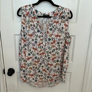 NYDJ Multicolor Floral Sleeveless Blouse Size L